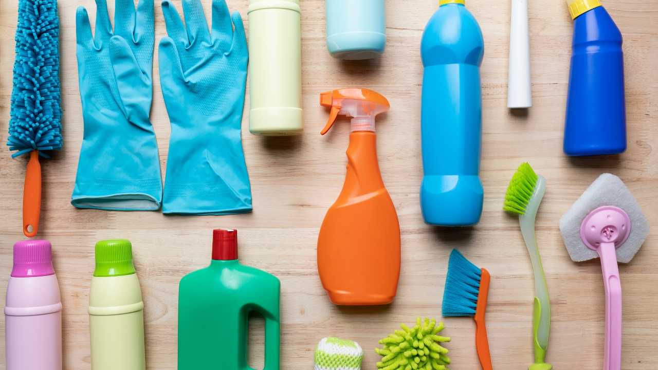 7 Red Flags Someone Is Stealing Your WiFi