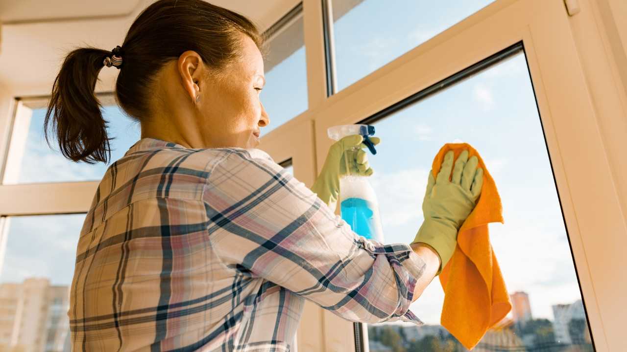 30 Cleaning Essentials You Should Have in Your Home by Age 30