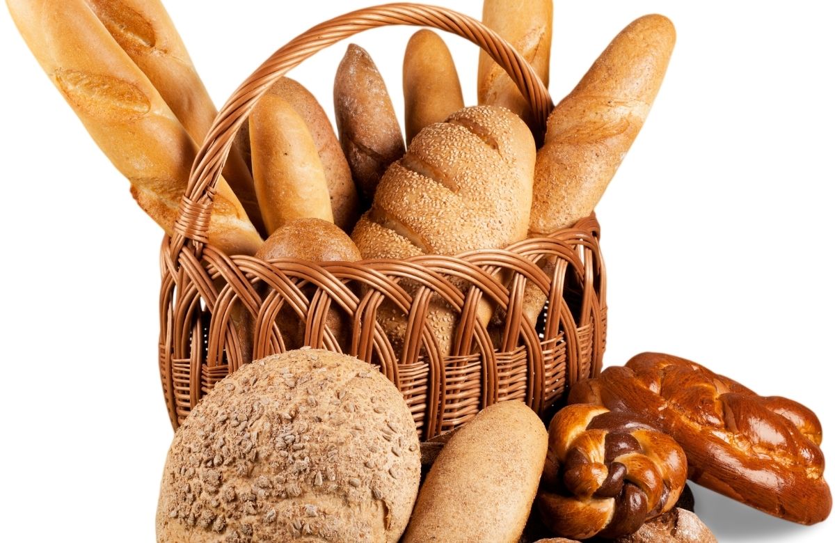 Tangy charred apricots with halloumi, basil and fried pitta recipe