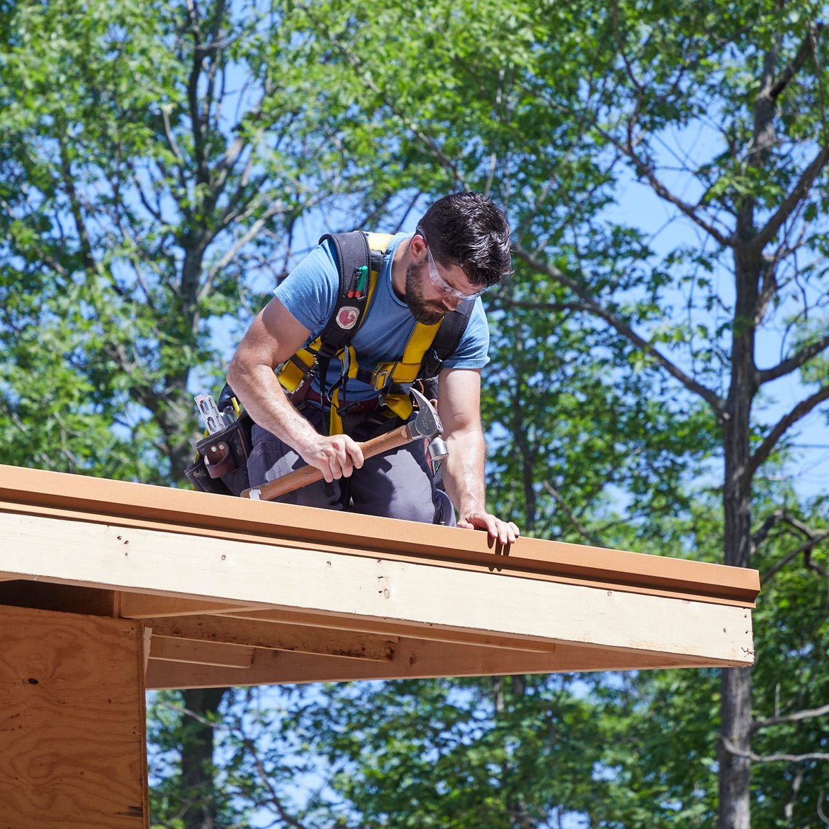 Fasten Eave Trim